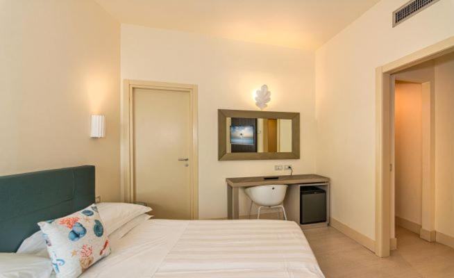 Hotel Joseph Марина-ди-Пьетрасанта Экстерьер фото